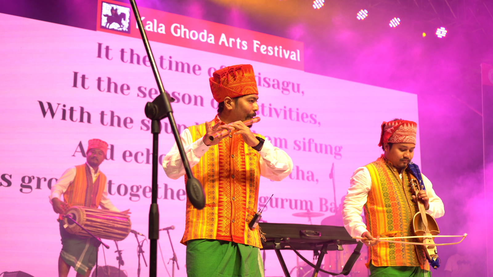 Ringchad Brahma performing
